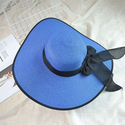 Cinzia	Glamorous hat
