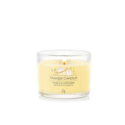 Κερί Αρωματικό Σε Βάζο Votive Signature Vanilla Cupcake 1686387E 5,4x4,4cm Vanilla Yankee Candle Κερί