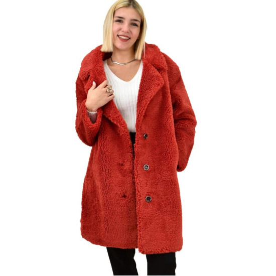 Γυναικείο παλτό με γιακά και κουμπιά