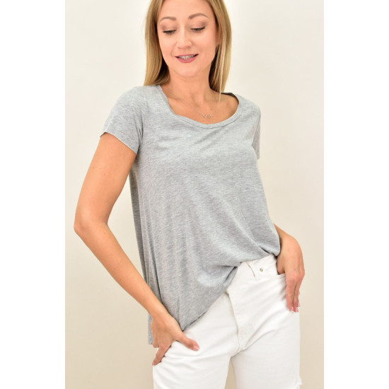  Γυναικεία μπλούζα με στρογγυλή λαιμόκομψη