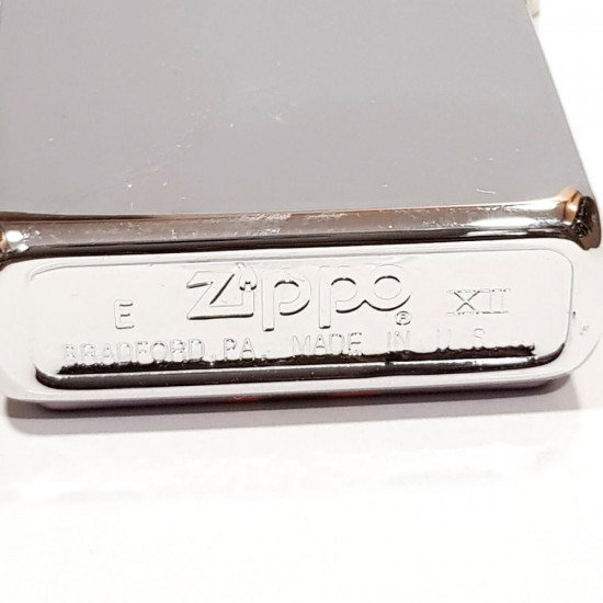 Zippo Pinup Girl lighter G2